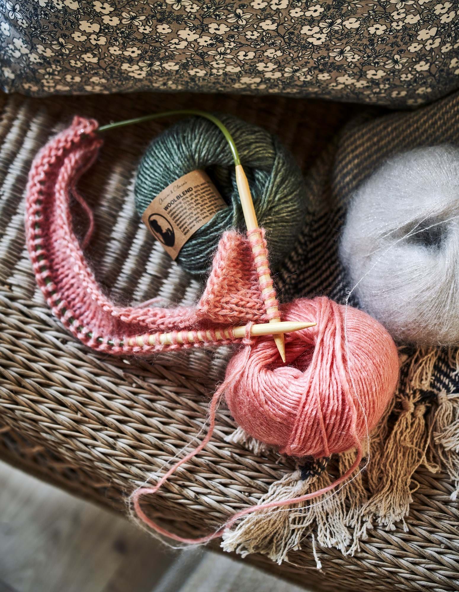 Ullar- og bambusgarn - 18-3920 Coastal Fjord - Image 2