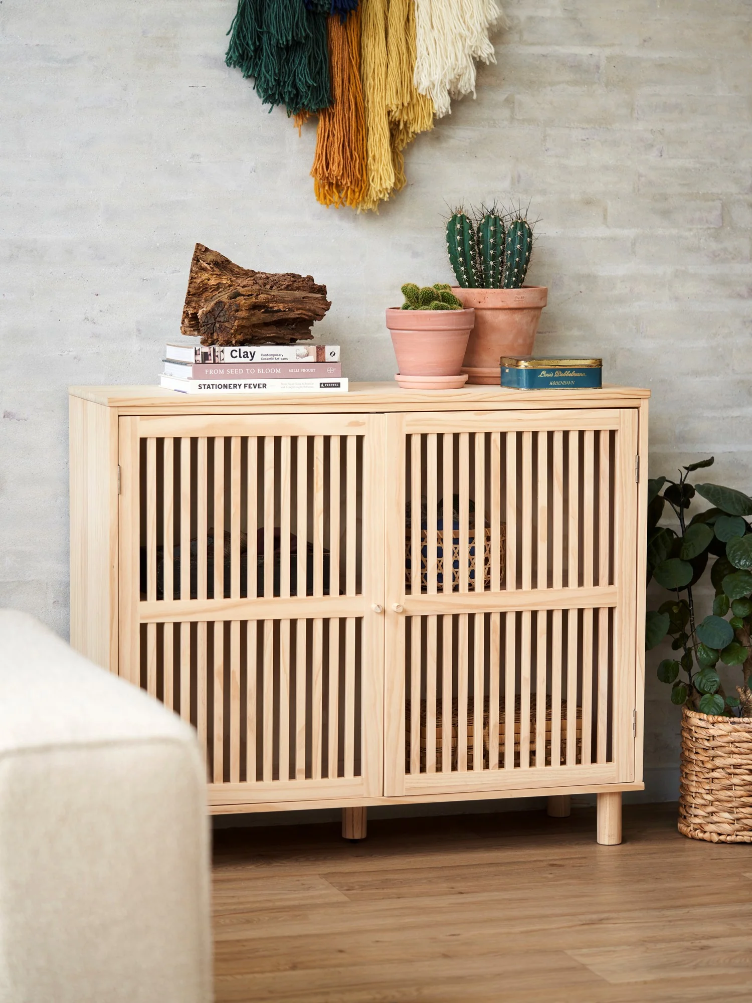 Cabinet - Image 4