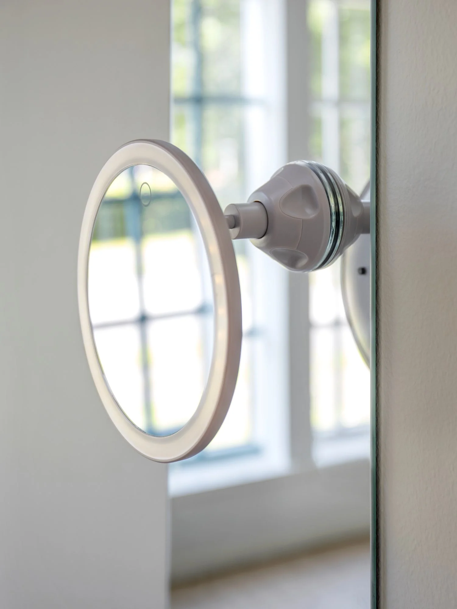 LED spegill með sogskálum - Image 4