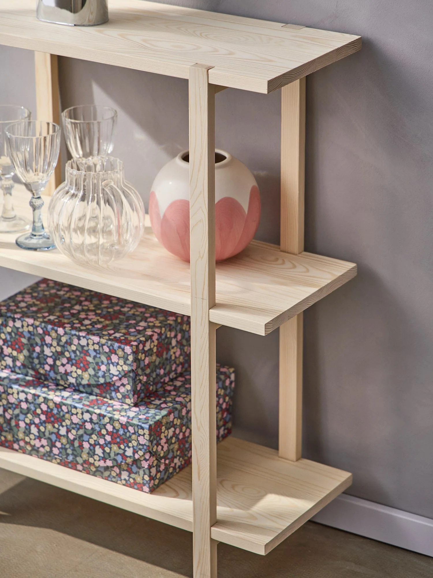 Pine shelf - Image 3