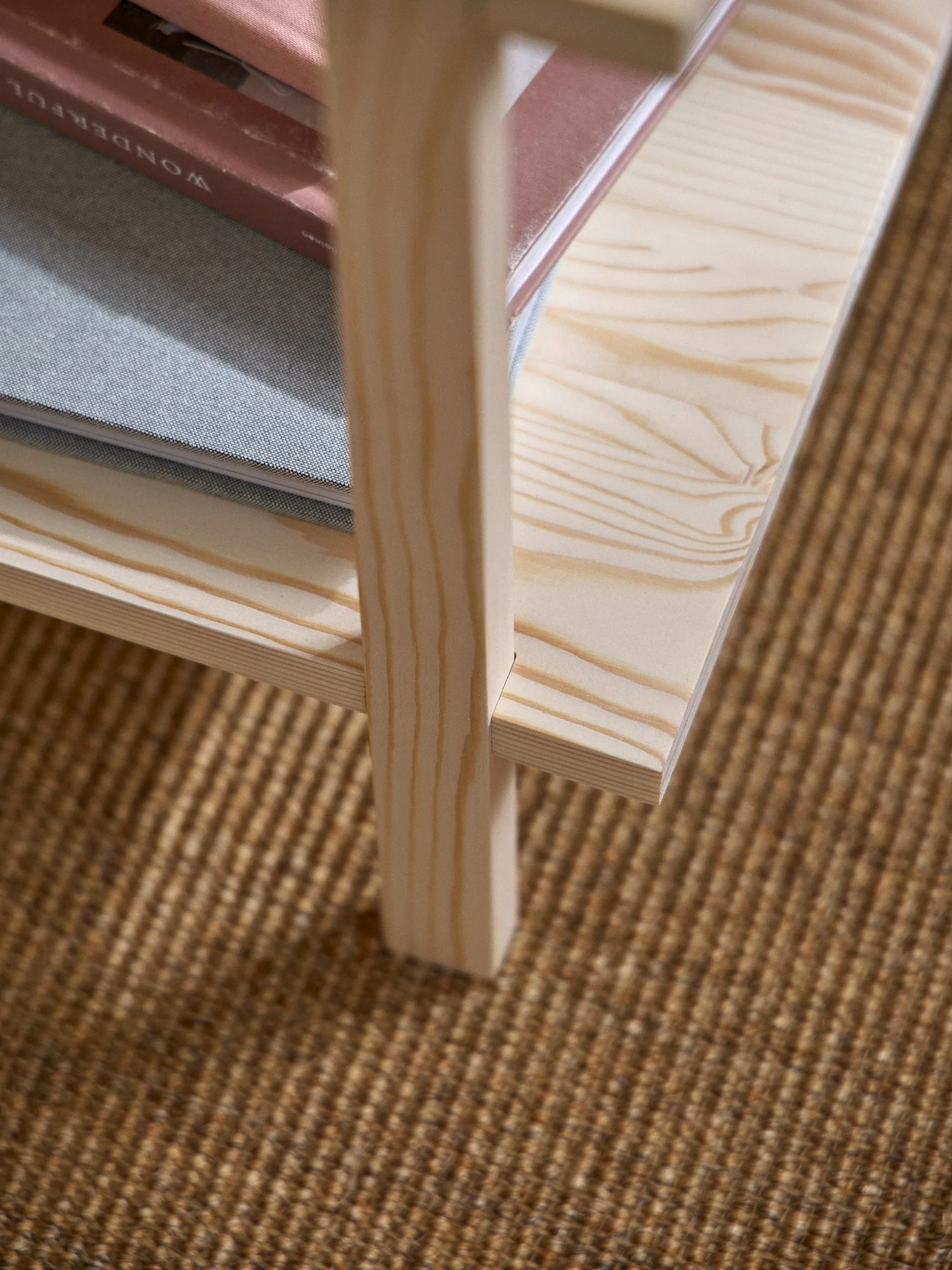 Square pinewood coffee table - Image 7