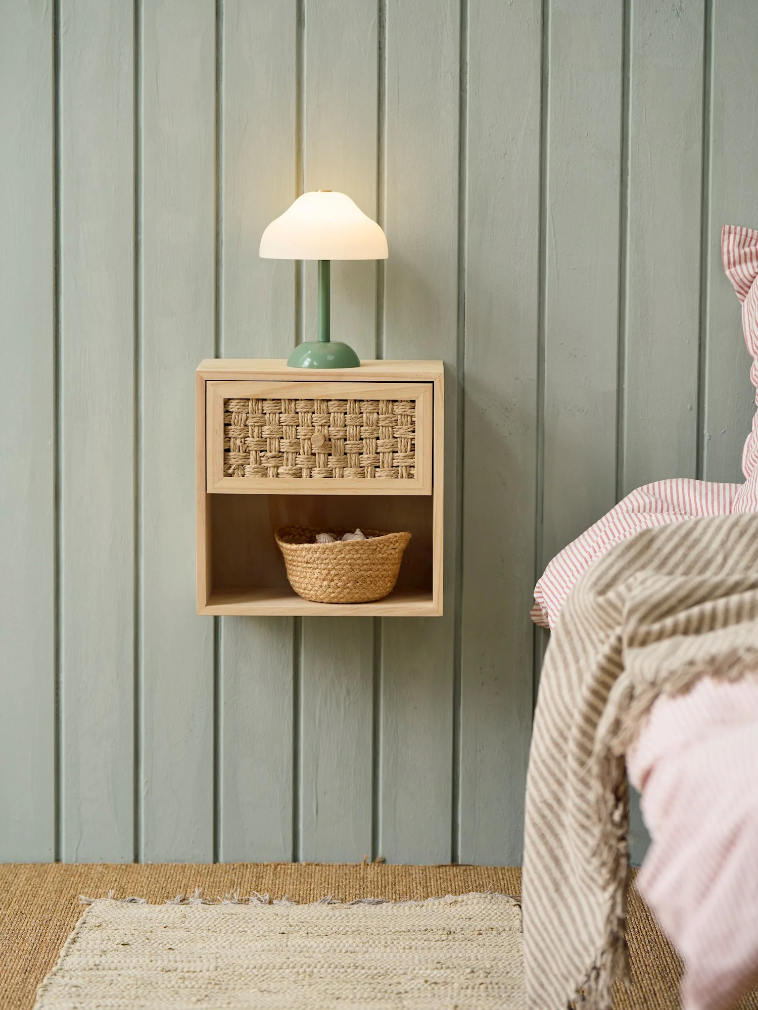 Drawer unit with woven front - Image 4