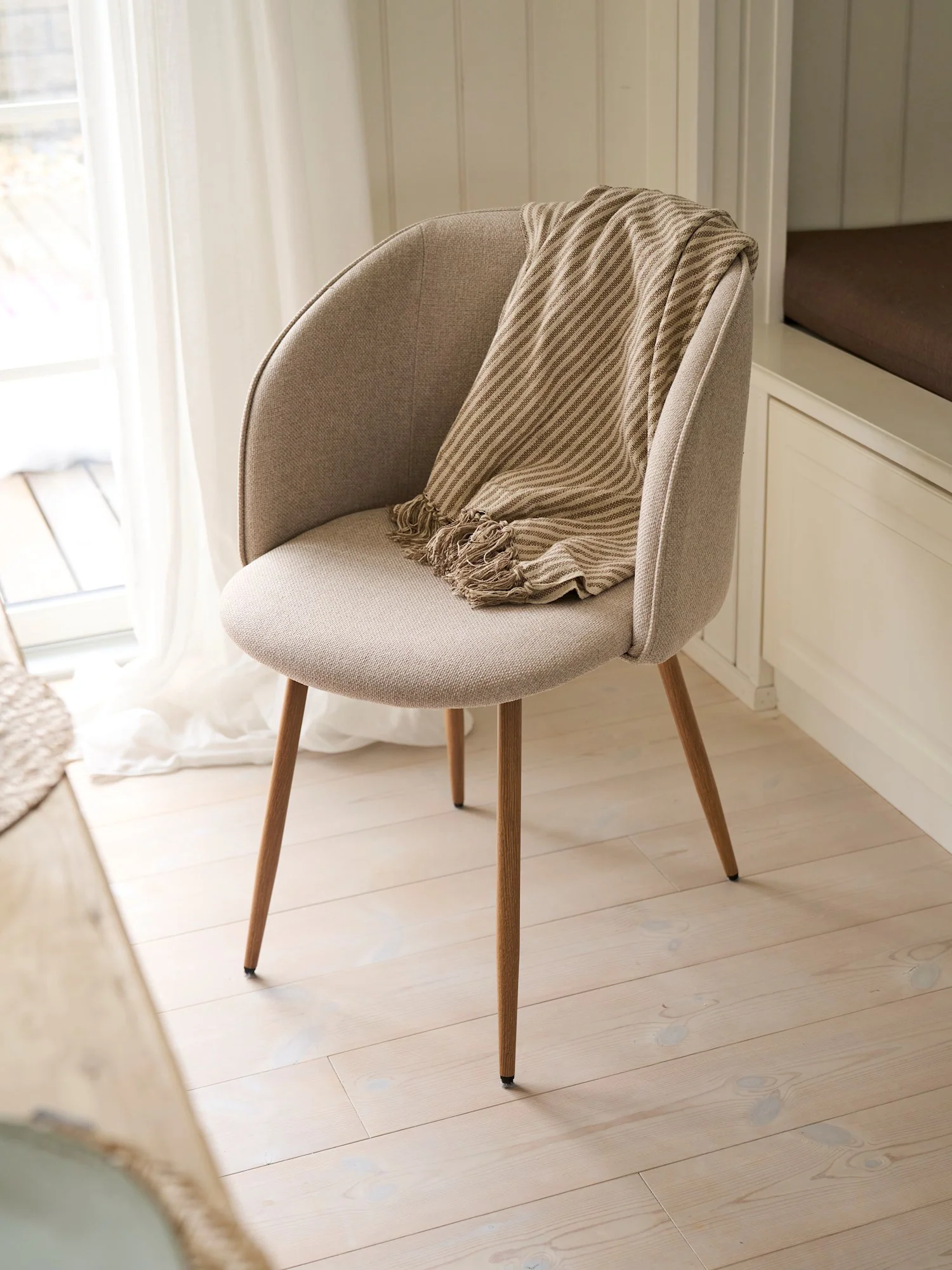 ANNA Dining chair with armrest - Image 7